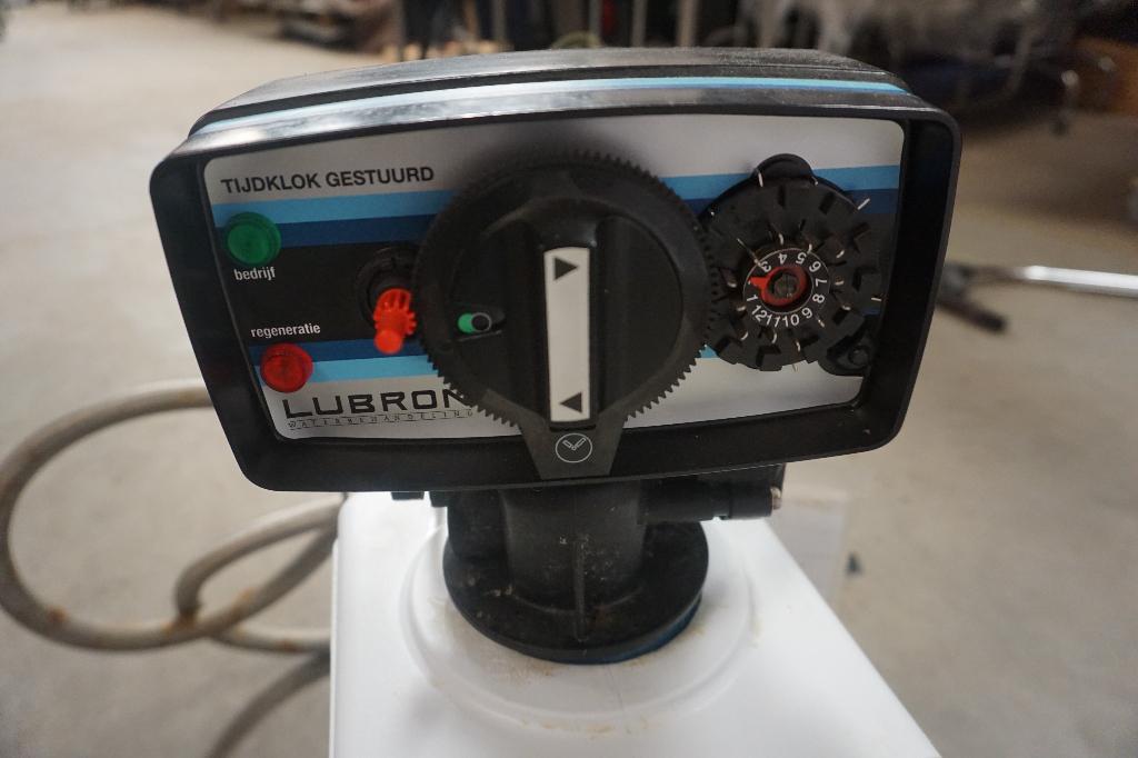 Lubron waterontharder onthardingsinstallatie Softstar, Ophalen, Gebruikt, Elektrische waterontharder