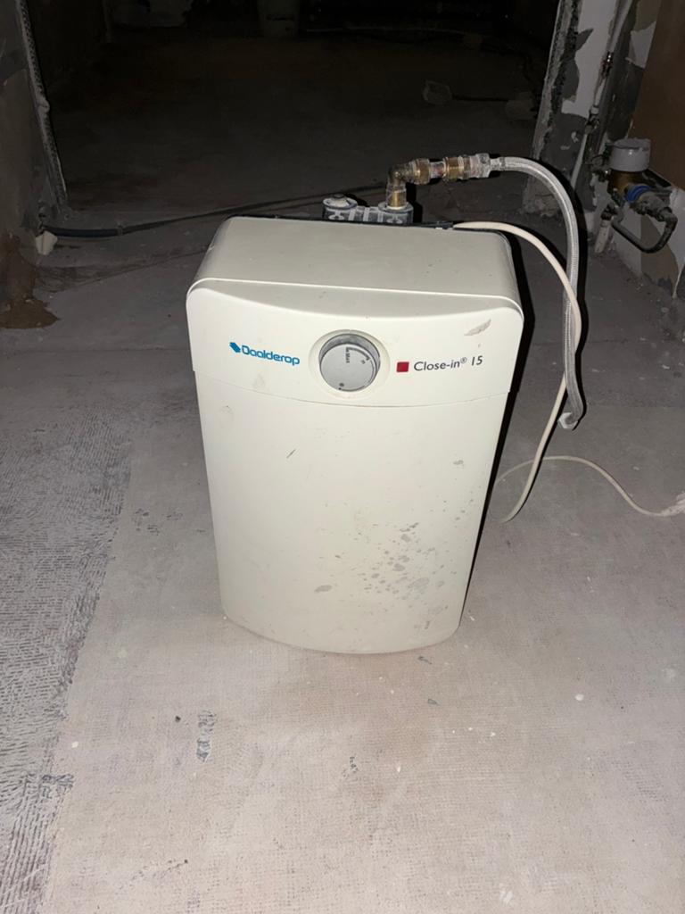 Daalderop keukenboiler-Close-in-15 liter 2200w, Minder dan 20 liter, Ophalen, Gebruikt, Boiler