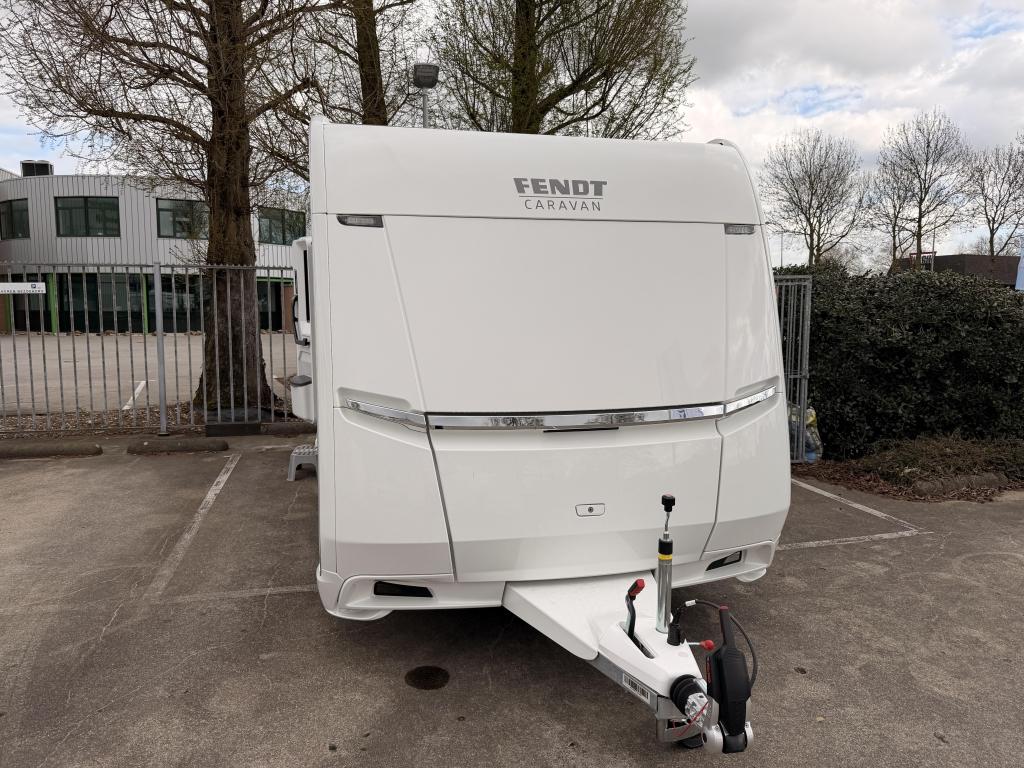 Te Koop: Fendt Bianco Selection 465+1800kg+bedverbreding+Alk, Caravans en Kamperen, Caravans, Overige typen, Bedrijf, Fendt, Schokbreker