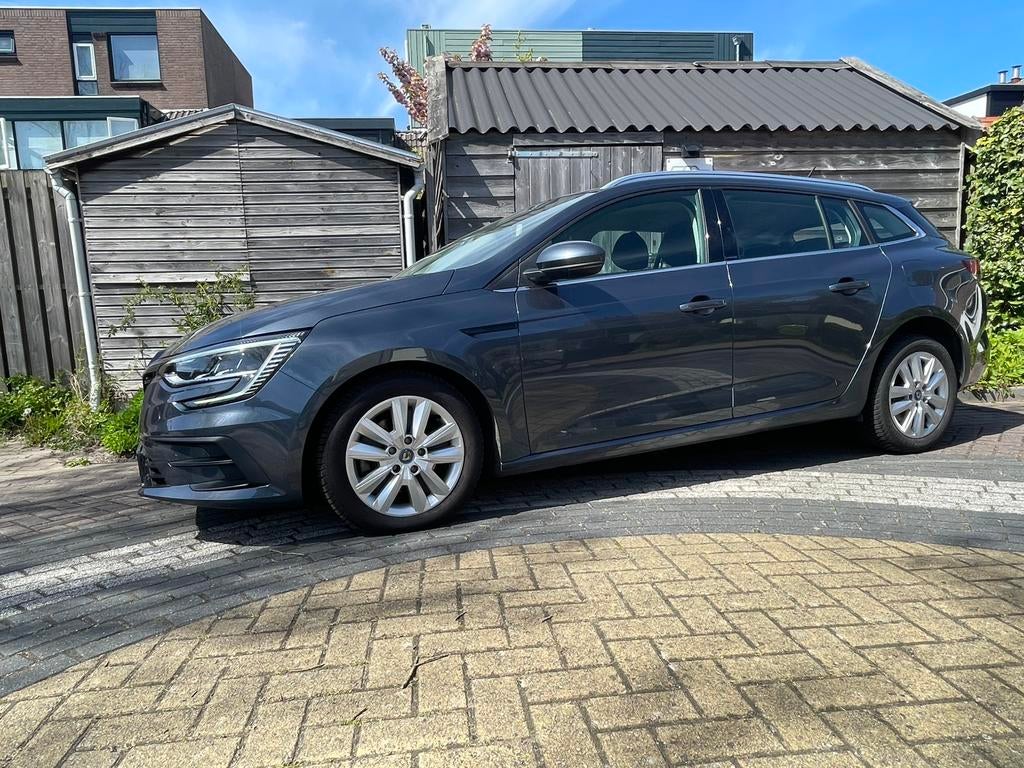 Renault Mégane Estate 1.6 E-Tech Plug-In Hybrid 160, 4 cilinders, Leder en Stof, Plug-in hybride, 91 pk