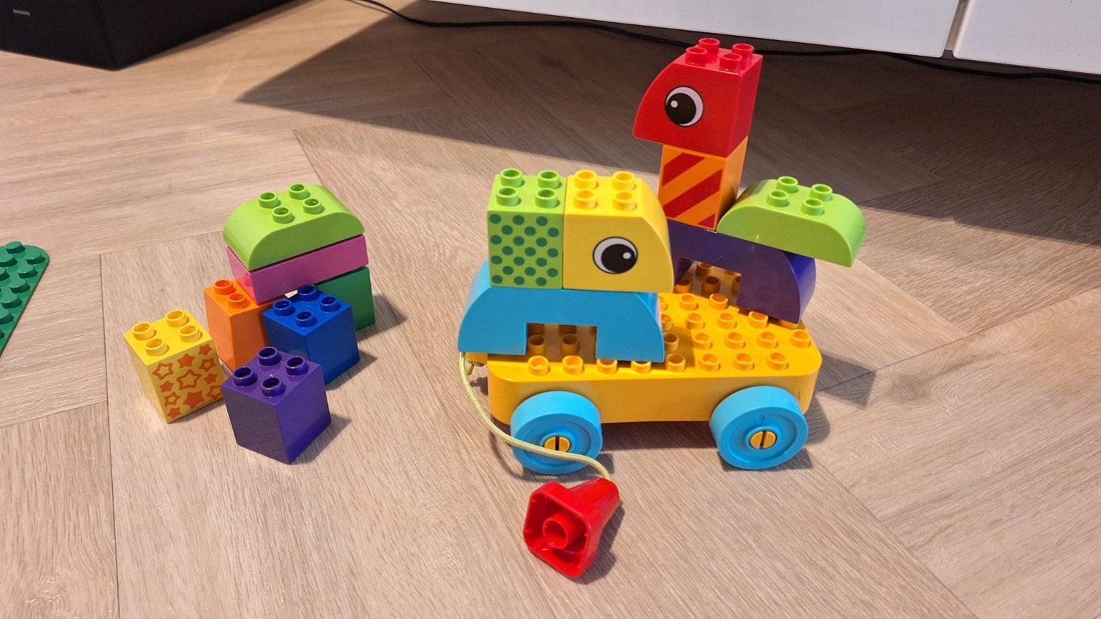 Duplo speelgoed: eend, cupcake, trekkar 10850, 30673, 10554, Kinderen en Baby's, Ophalen of Verzenden, Gebruikt, Losse stenen