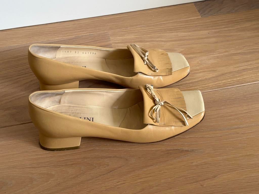Pollini Leren Schoenen Maat 37, Ophalen of Verzenden, Gedragen, Beige, Instappers
