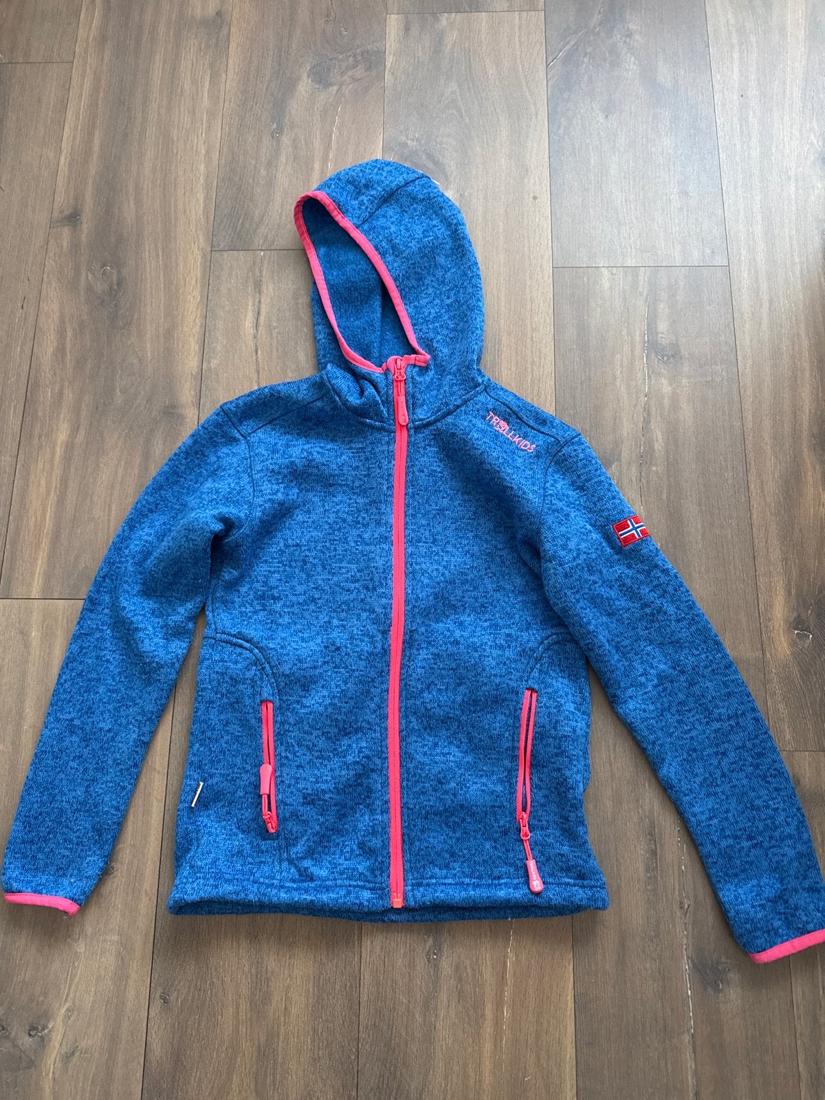 Trollkids outdoor vest maat 152 (label 140), Ophalen of Verzenden, Zo goed als nieuw, Jongen of Meisje, Trui of Vest