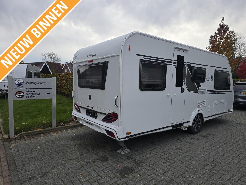 Knaus Sudwind 60 Years 500 EU met mover en lengtebedden, Rondzit, Bedrijf, 5 tot 6 meter, Knaus