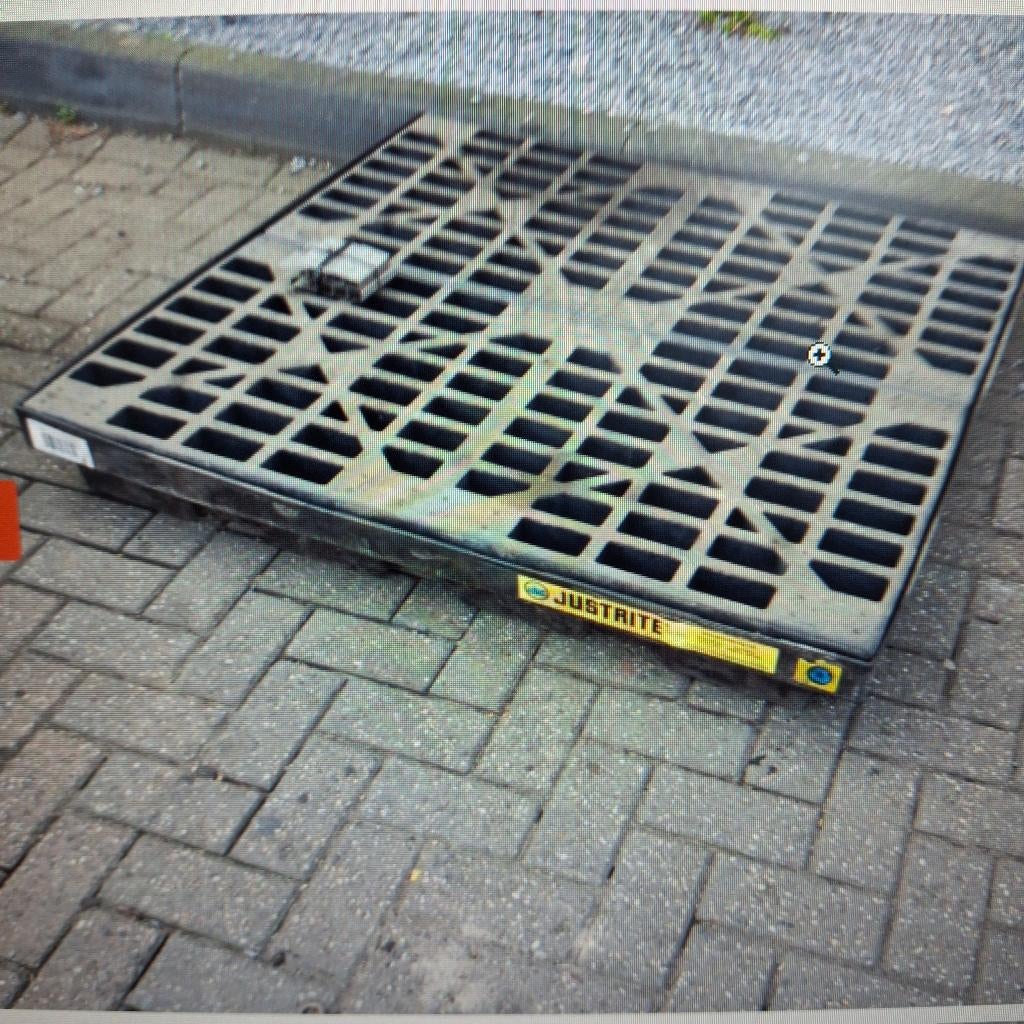 2x Justrite lekbak olieopvangbak vloeistofopvang 1,25x1,25 M, Auto diversen, Autogereedschap, Ophalen, Gebruikt