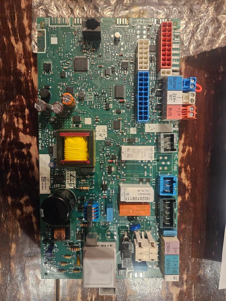 Te koop printplaat Vaillant cv-ketel, HR ketel zo goed als n, 30 tot 80 cm, Cv-ketel of Combi-ketel, Minder dan 60 cm, Ophalen of Verzenden
