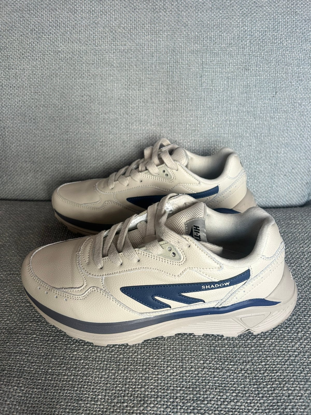 HI-TEC HTS Shadow RGS Beige/Blauw Herensneakers maat 43, Ophalen of Verzenden, Zo goed als nieuw, Blauw