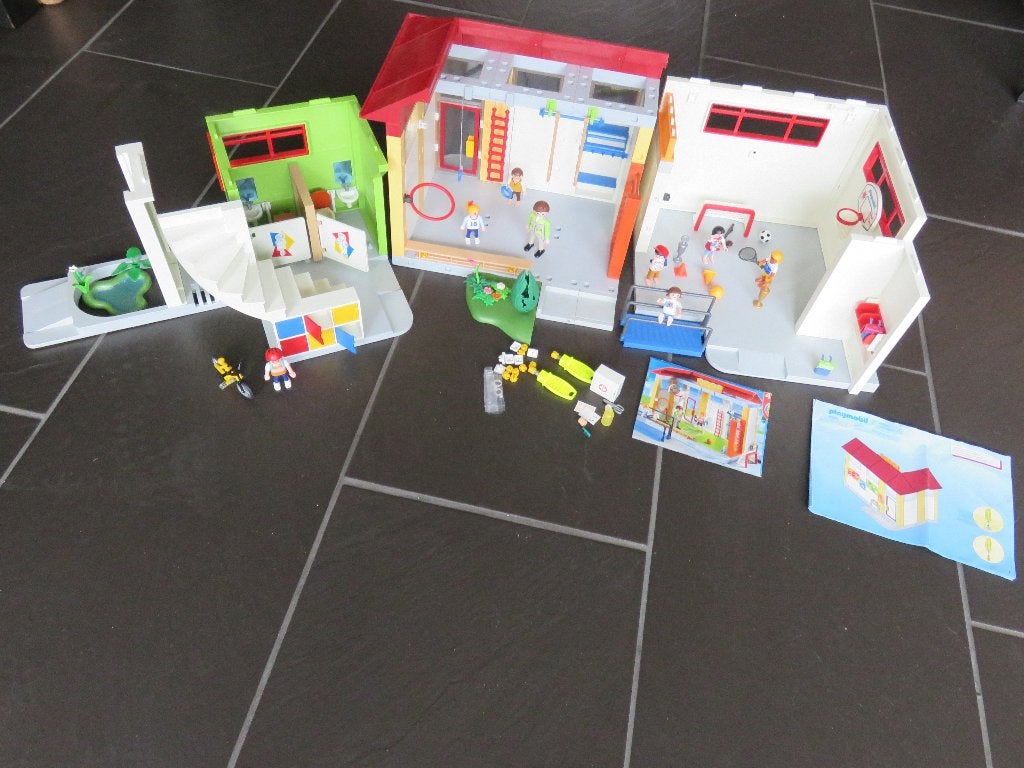 Playmobil sport centrum met drie speelsets., Kinderen en Baby's, Speelgoed | Playmobil, Ophalen of Verzenden, Gebruikt
