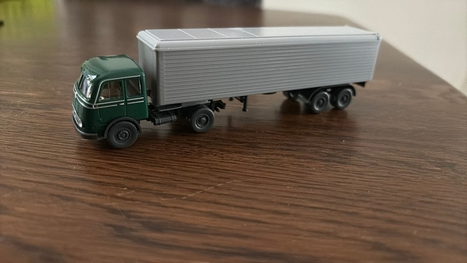 WIKING 055601 MERCEDES. HO 1:87, Ophalen of Verzenden, Zo goed als nieuw