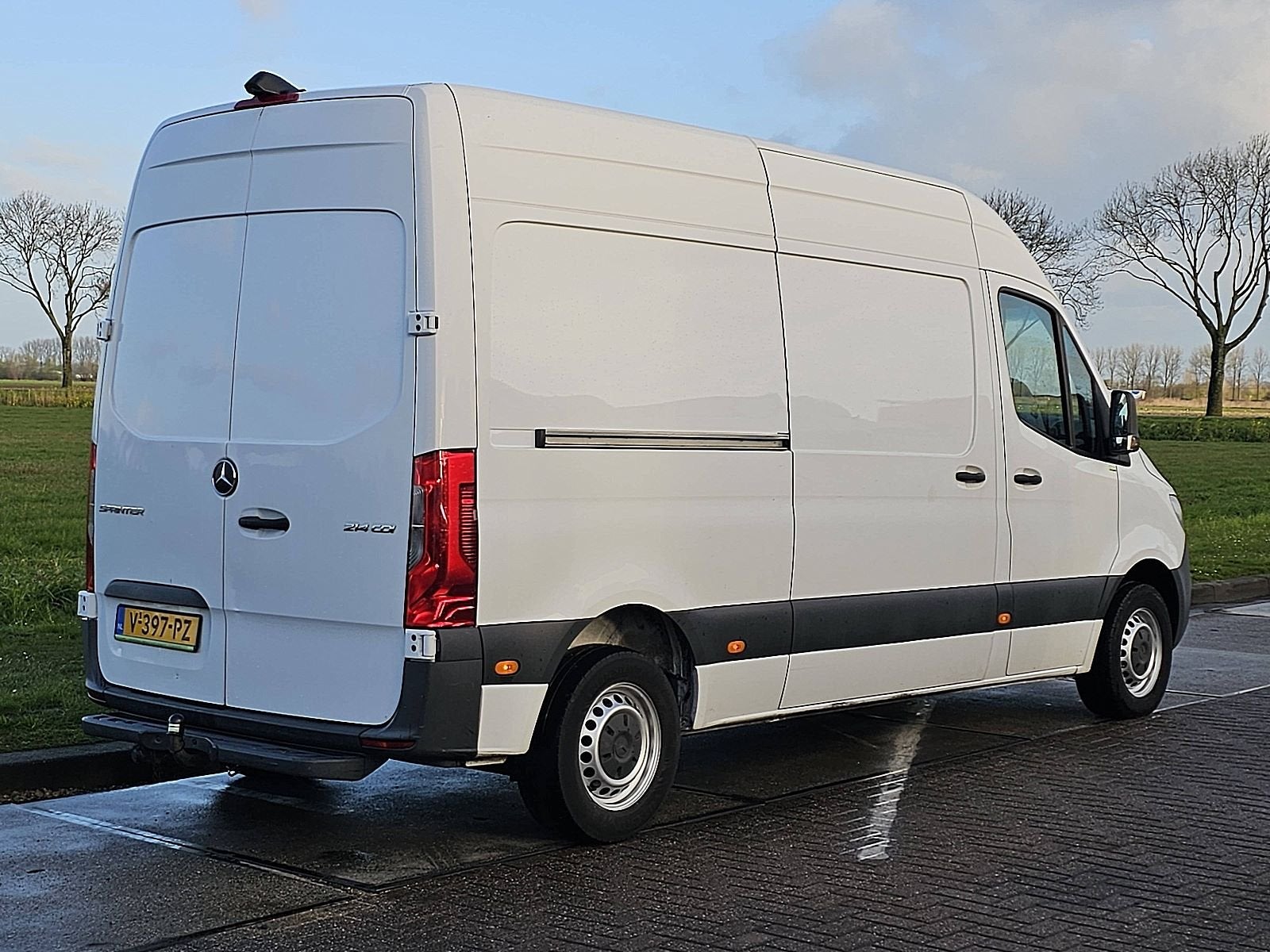 MERCEDES-BENZ SPRINTER 214 ac carplay euro6, Gebruikt, Euro 6, Bedrijf, 2 stoelen