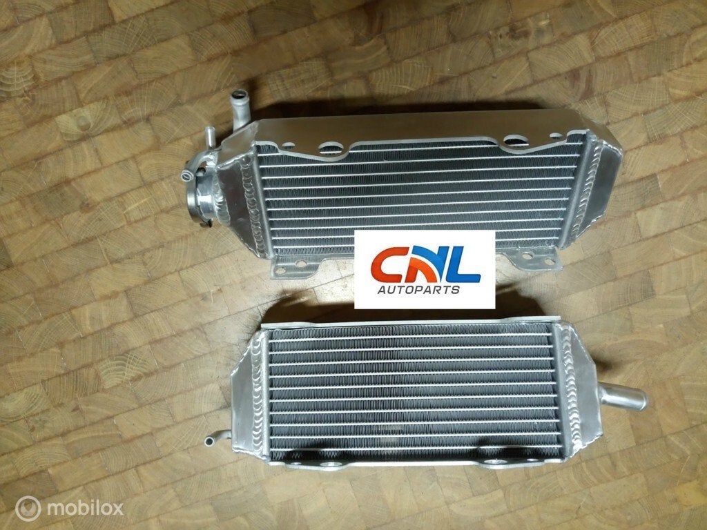 Radiateur Suzuki RM 250 RM250 2-stroke 1996 199, Nieuw, Ophalen of Verzenden