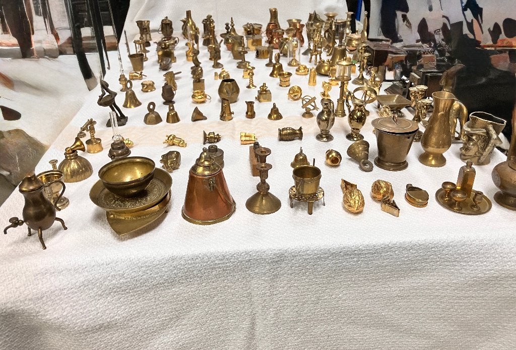 Partij koper en messing miniaturen 125 stuks hobby en handel, Antiek en Kunst, Verzenden, Koper