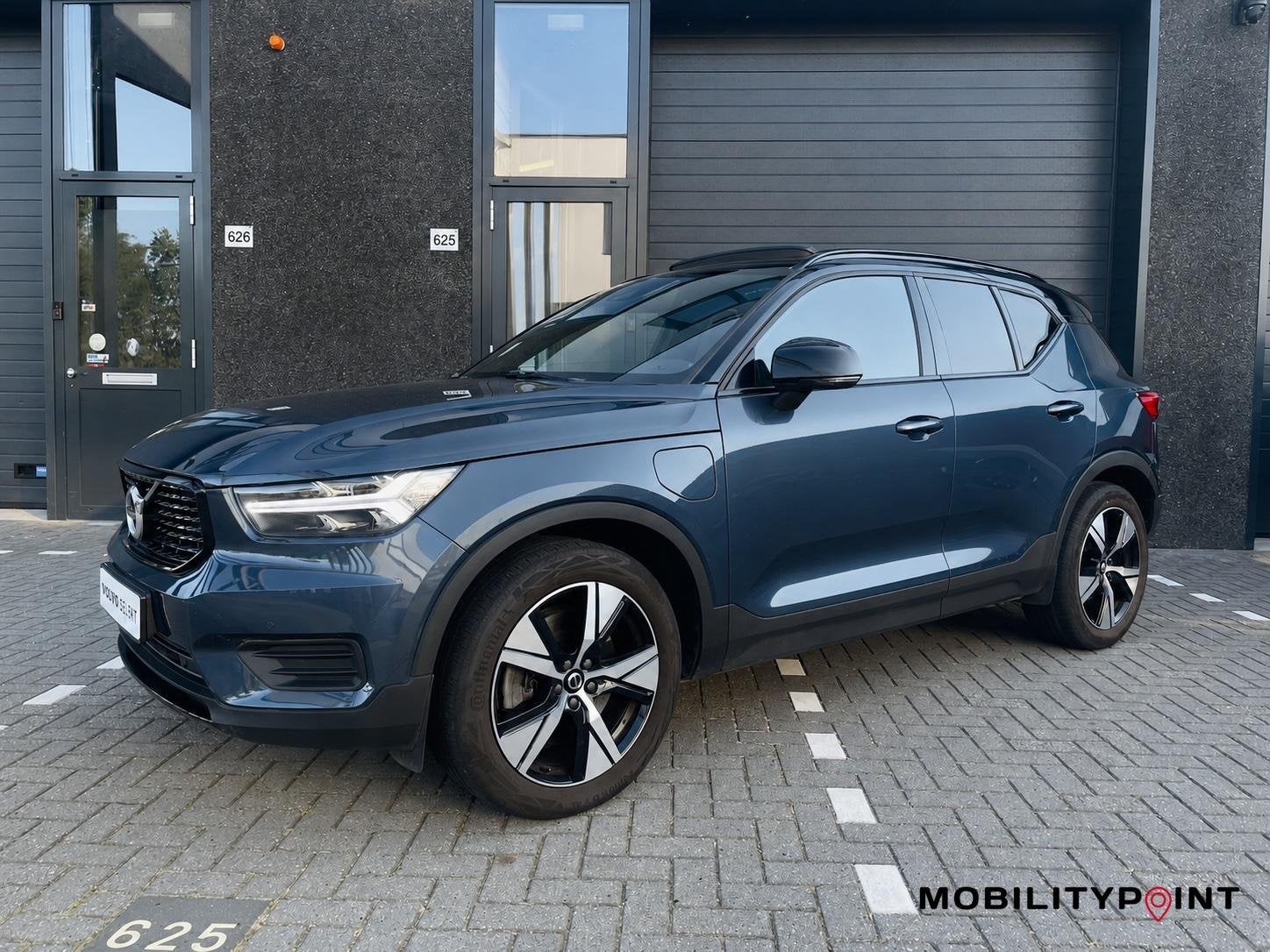 Volvo XC40 1.5 T5 Recharge R-Design 262PK|Pano|H&K|Carplay|, Euro 6, Blauw, Bedrijf, Hybride Elektrisch/Benzine