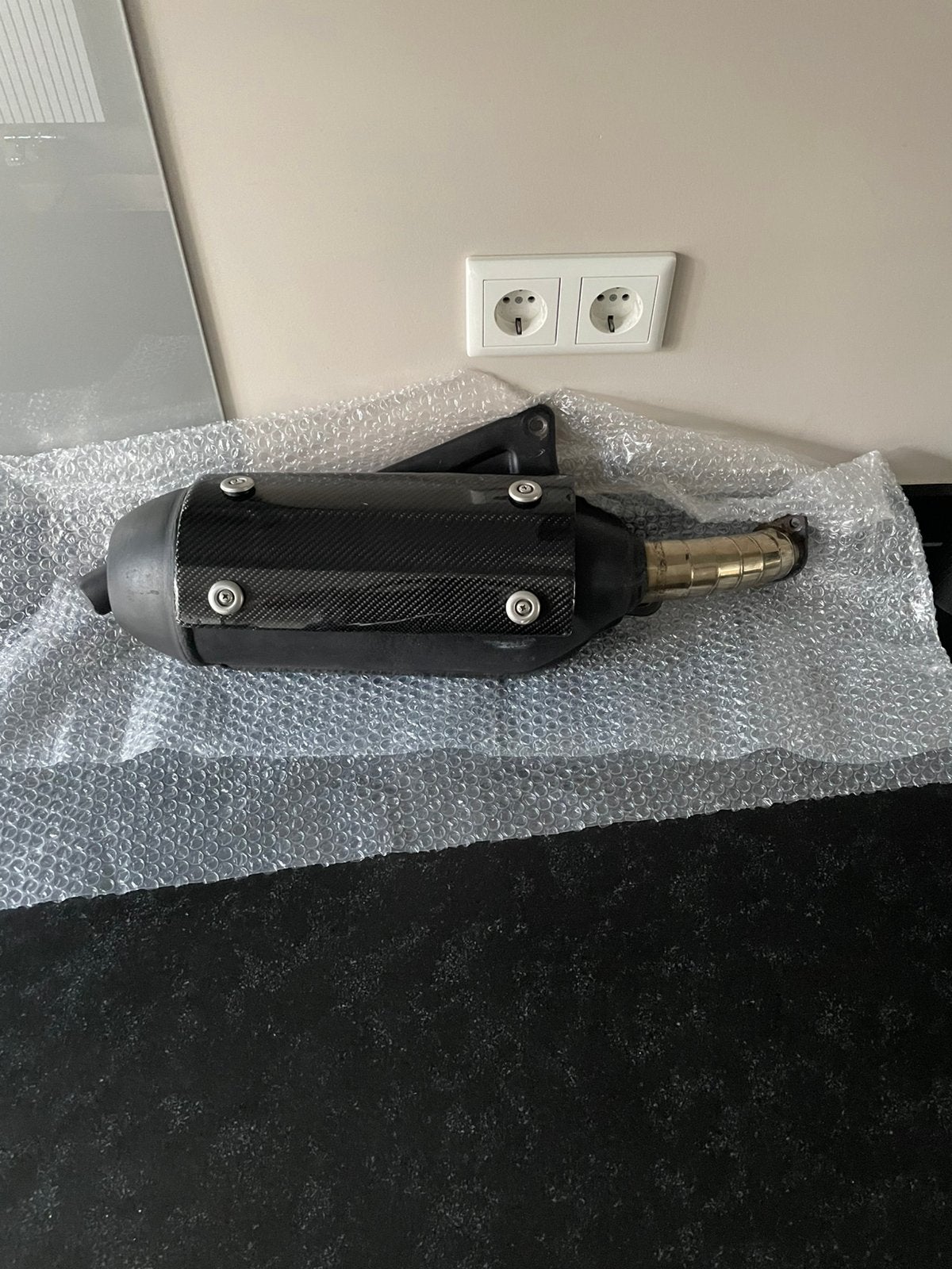 Tzt sm06 carbon hitteschild, Verzenden, Zo goed als nieuw, Uitlaat, Piaggio