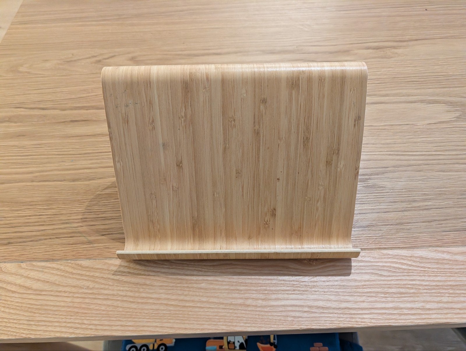 IKEA VIVALLA bamboe tablet / kookboek standaard, Beige, Ophalen of Verzenden, Zo goed als nieuw, Natuurlijk materiaal