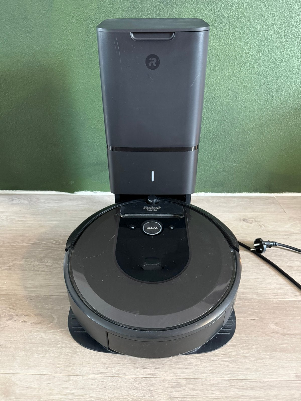 iRobot Roomba i7+, Ophalen of Verzenden, Gebruikt, Robotstofzuiger