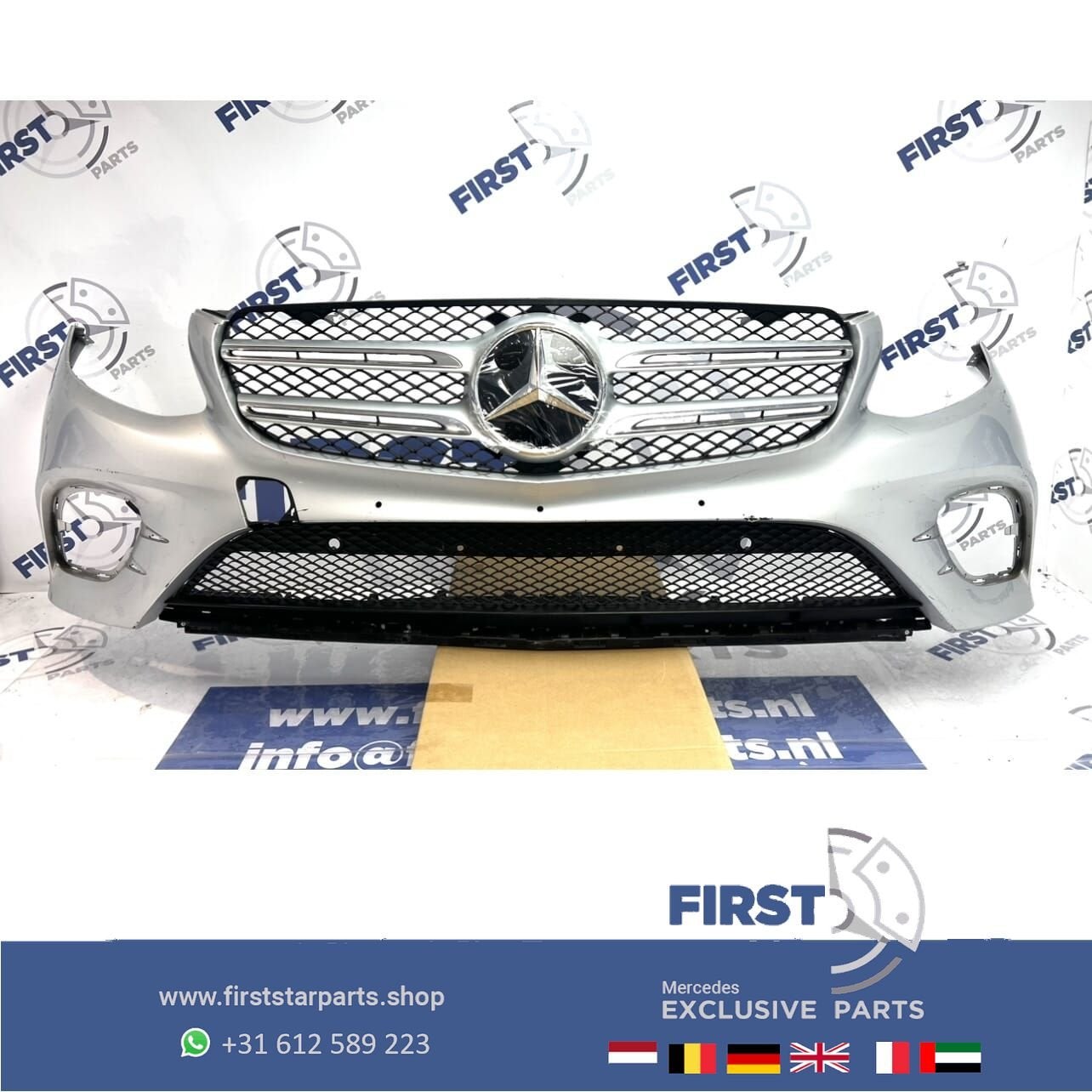 W253 GLC AMG VOORBUMPER Mercedes 2016-2019 ZILVERGRIJS PDC +, Gebruikt, -, Voor, Ophalen of Verzenden