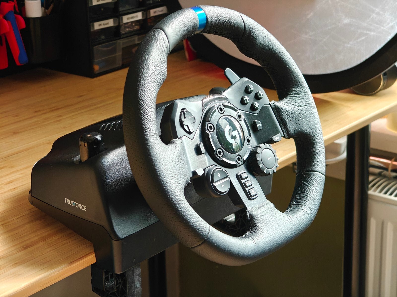 Logitech g923 Race stuur - Playstation & PC, Ophalen of Verzenden, Zo goed als nieuw, Stuur of Pedalen, PlayStation 4