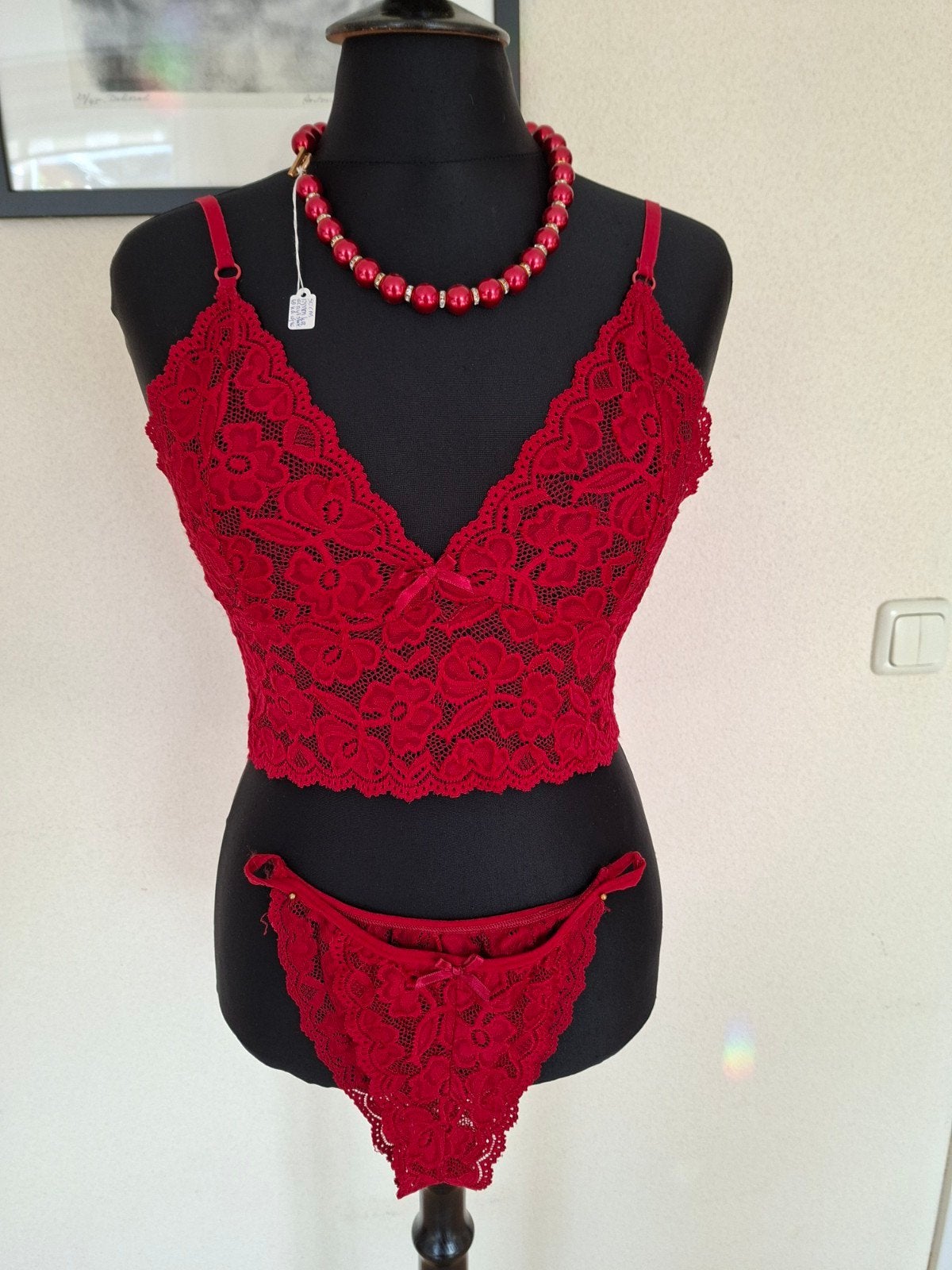 Rood Kanten Lingerie Setje - BH en Slip maat S, Onbekend, Ophalen of Verzenden, Rood, Setje