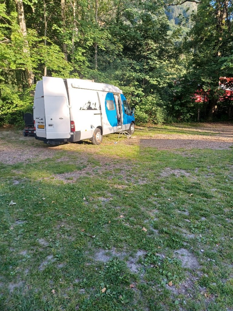 Ford Transit Buscamper 2 persoons 6,5 meter instapklaar, Caravans en Kamperen, Campers, Chemisch toilet, Buscamper of Camperbus