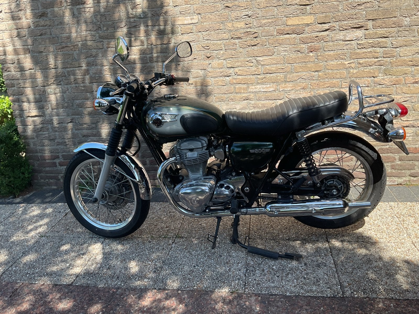 Kawasaki W800 - Klassieke stijl, moderne prestaties, Motoren, 2 cilinders, Motorrijbewijs A, Gebruikt, Particulier