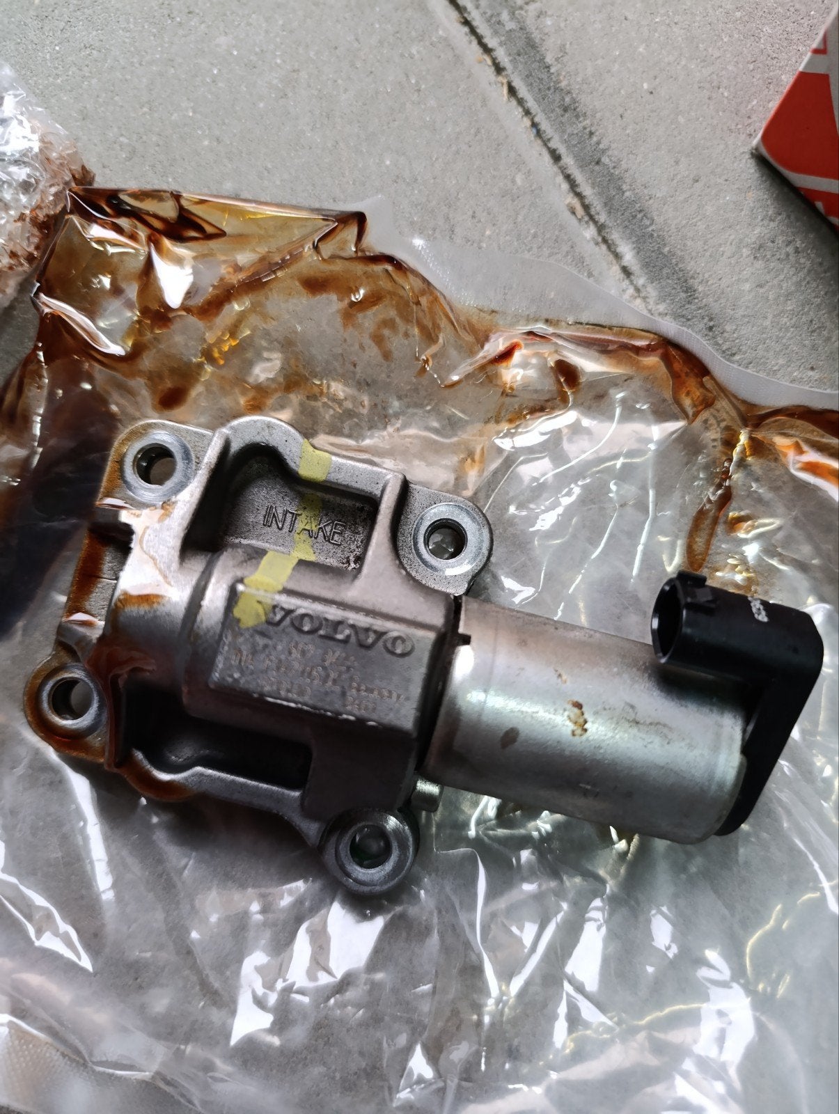 Volvo Nokkenas Regelkleppen Solenoid P2 Modellen 2001-2008, Ophalen of Verzenden