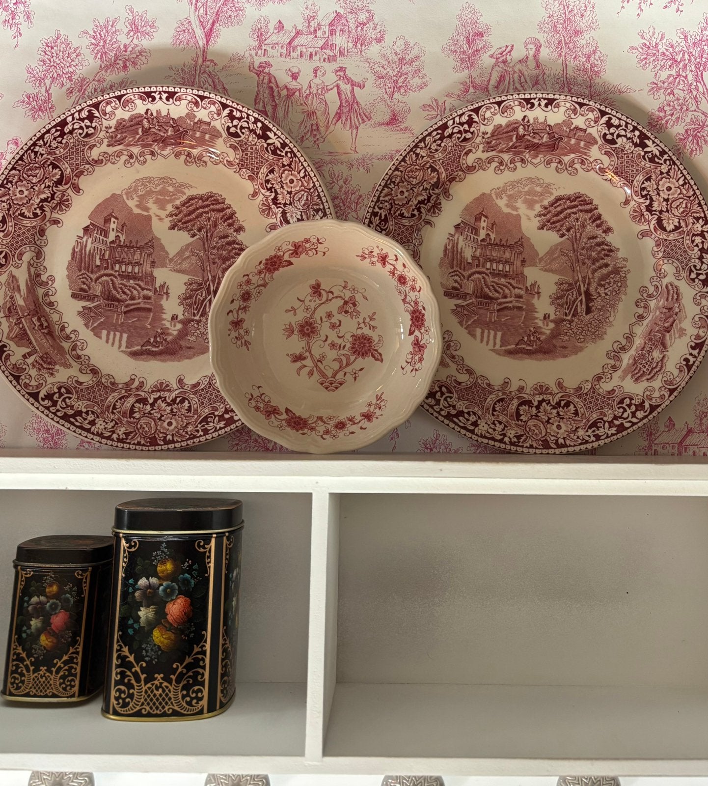 2x vintage bord Royal Sphinx Old England rood leuk te mixen., Ophalen of Verzenden