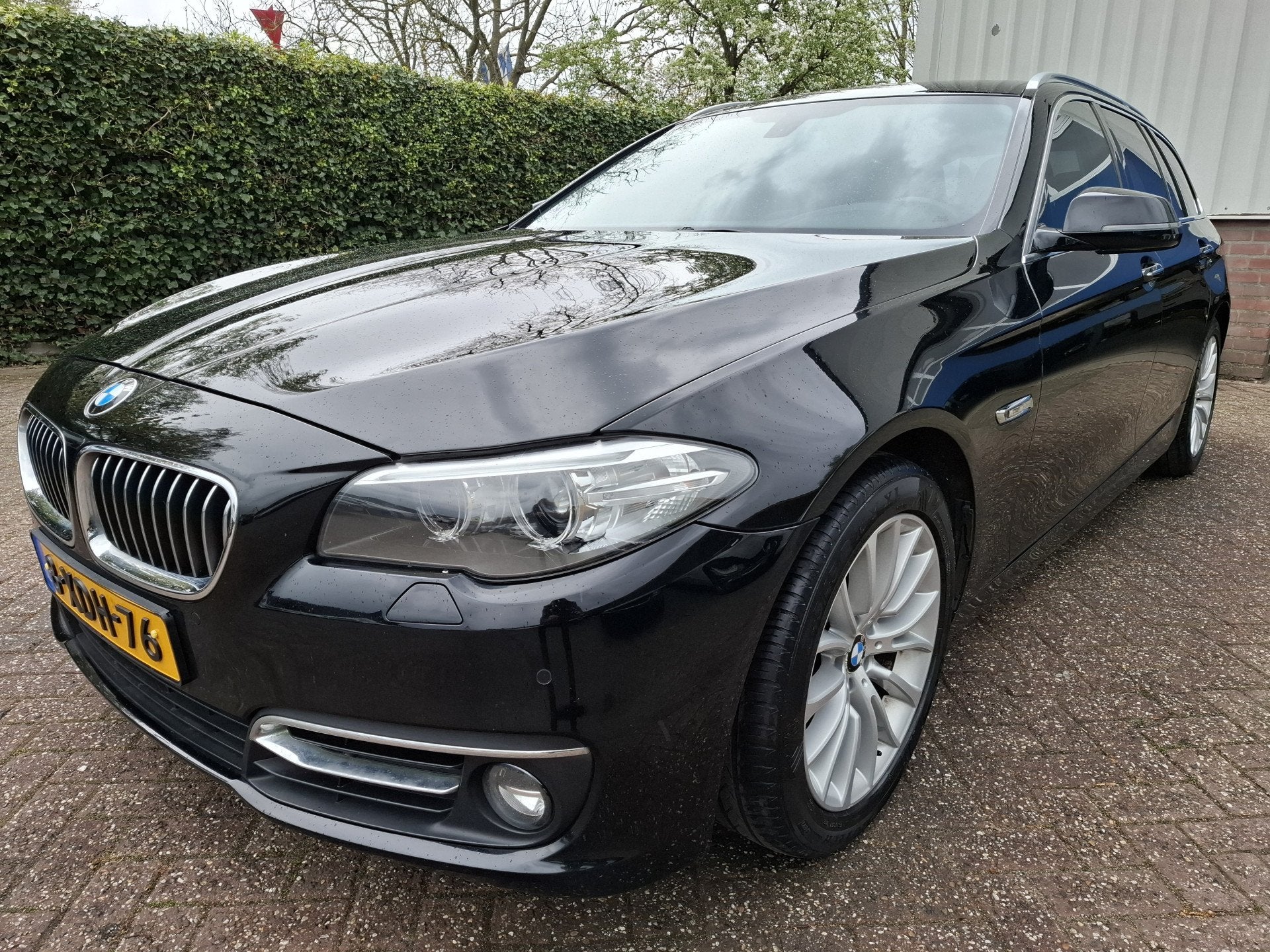 BMW 5 Serie Touring 520i Last Minute Edition LEER/XENON/NAVI, Auto's, BMW, Automaat, Gebruikt, Euro 6, 4 cilinders
