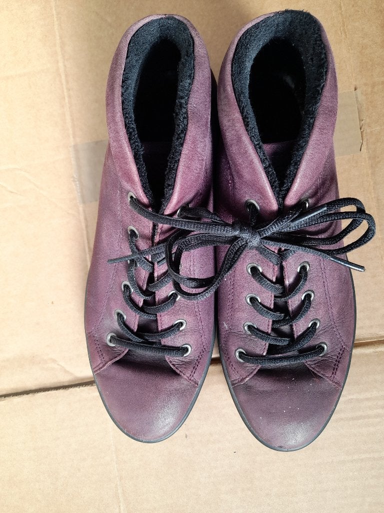 Dames Ecco veterschoen Maat 41, Ecco, Ophalen of Verzenden, Rood, Sneakers of Gympen