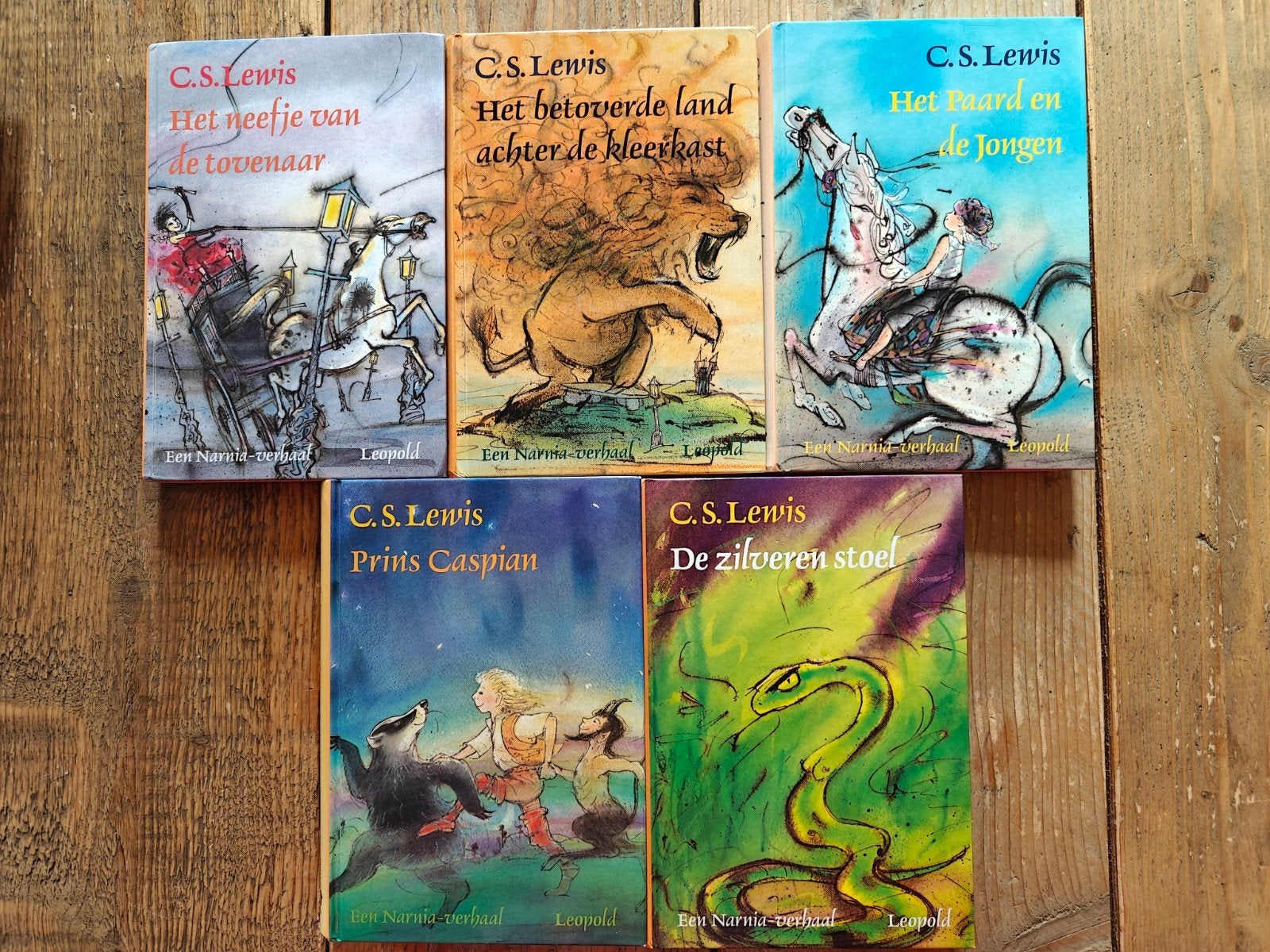 5 Delen van de serie: De Kronieken van Narnia., Ophalen of Verzenden, Gelezen