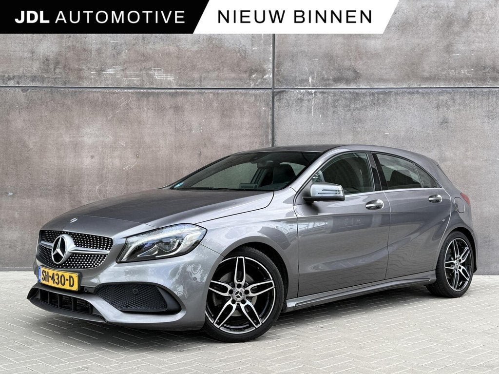 Mercedes A-klasse 180 Business Solution AMG | Trekhaak | Nav, Gebruikt, 4 cilinders, Leder en Stof, 19 km/l