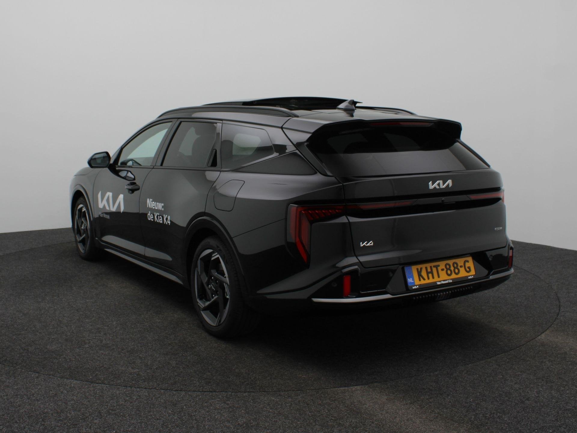 Kia K4 Sportswagon 1.0 T-GDi MHEV GT-Line Launch Edition Aut, Auto's, Zwart, Origineel Nederlands, 3 cilinders, 1405 kg