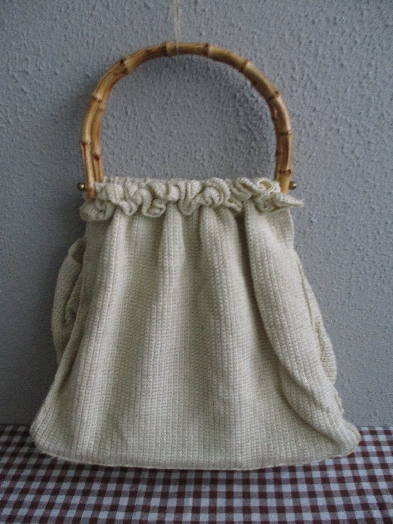 Gehaakte Vintage Tas met Bamboe Handvat Retro, Ophalen of Verzenden, Huis en Inrichting