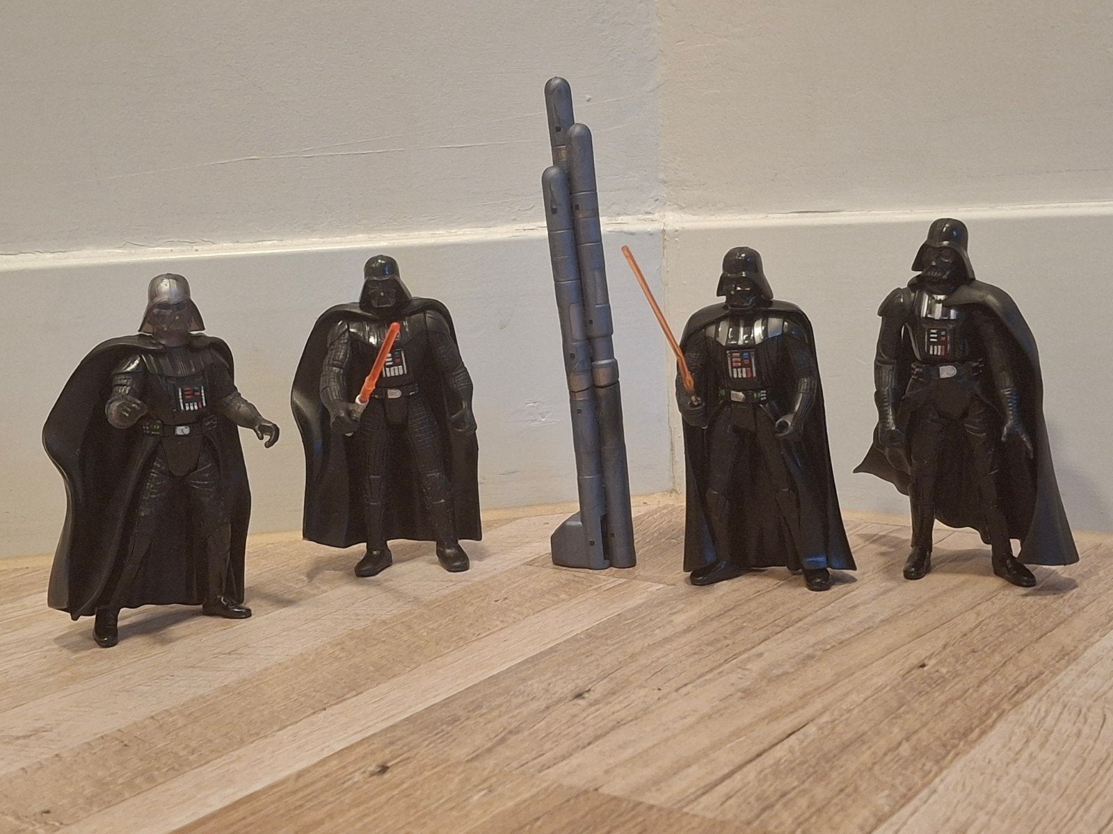 Star Wars Vintage en Modern 4 x Darth Vader en Bespin paal, Verzamelen, Star Wars, Ophalen of Verzenden, Zo goed als nieuw, Actiefiguurtje