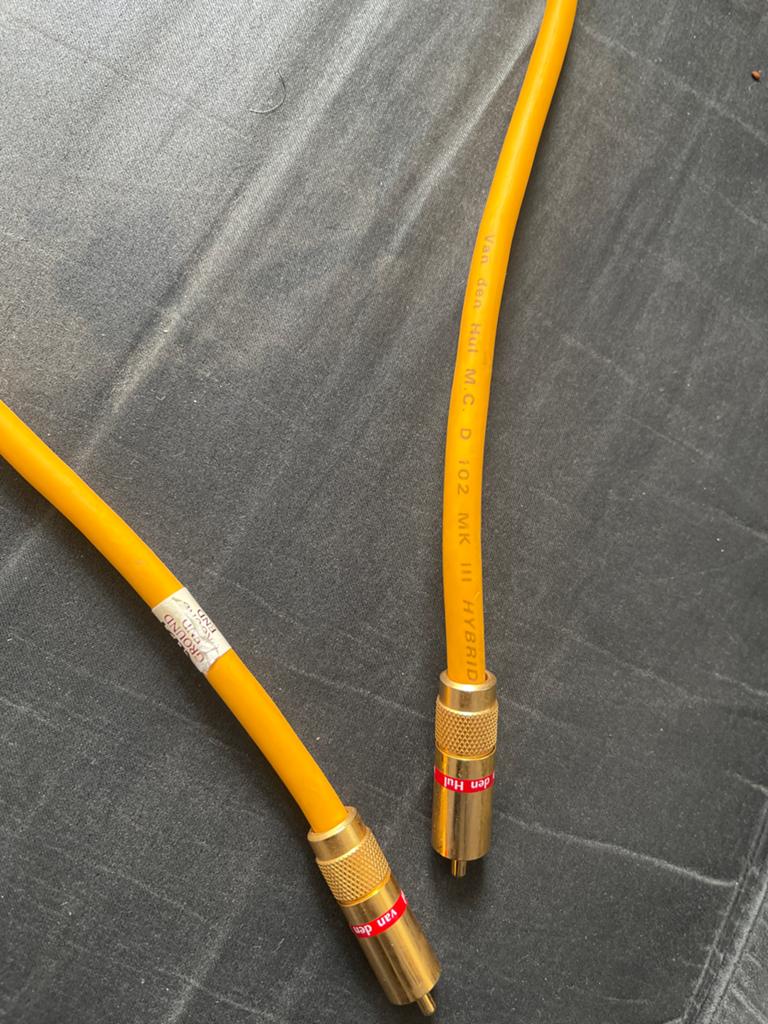 Van den Hul D-102 III HYBRID Interlink-kabel, Audio, Tv en Foto, Audiokabels en Televisiekabels, Ophalen of Verzenden, Zo goed als nieuw