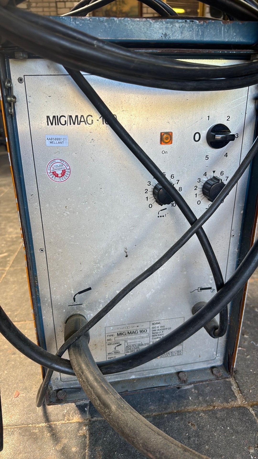 MIG/MAG 160. Zonder fles/draad, Ophalen, Gebruikt, 150 tot 250 ampère, Co2