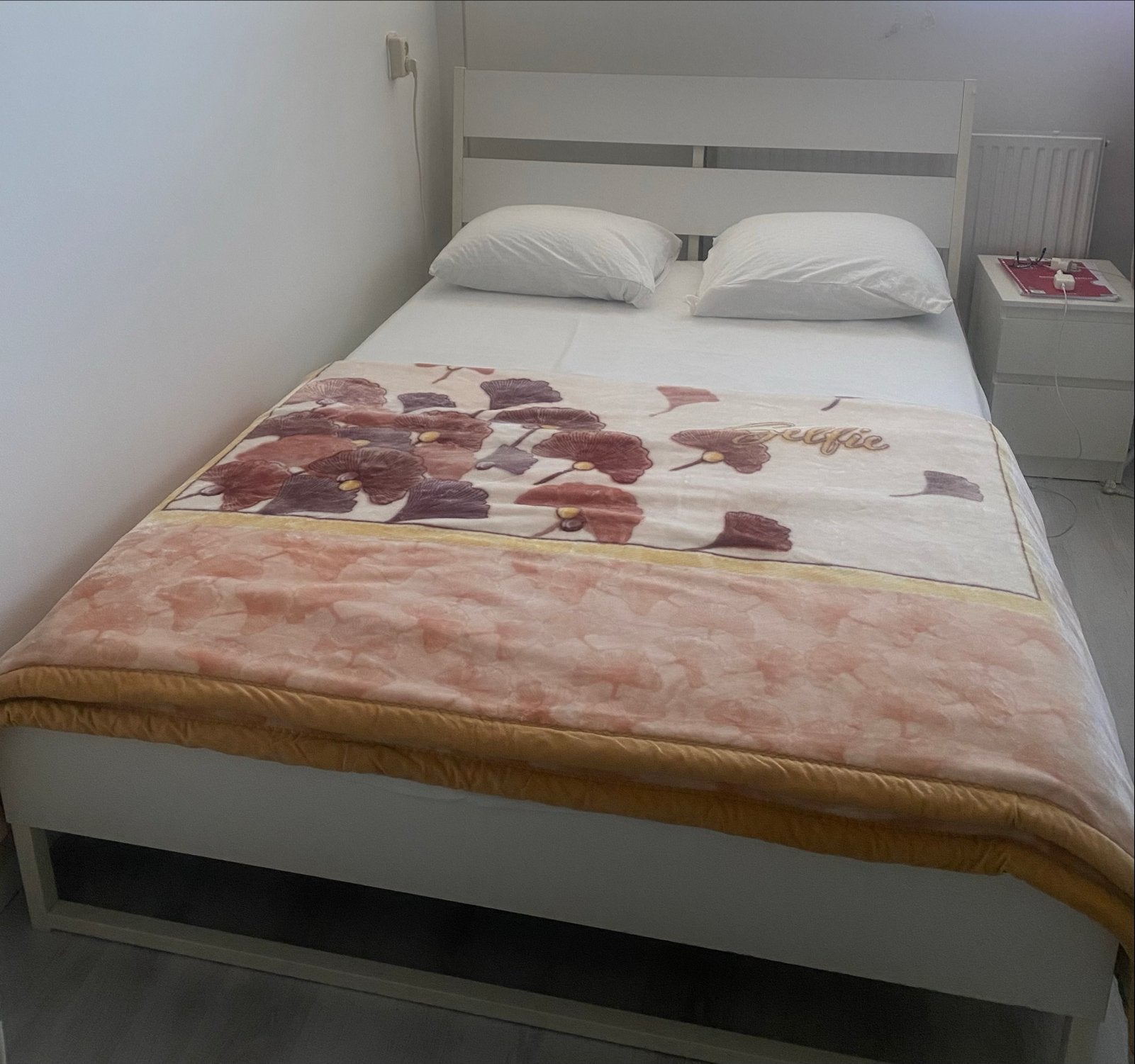 Wit tweepersoonsbed met lattenbodem, Ophalen, Gebruikt, Wit, Tweepersoons