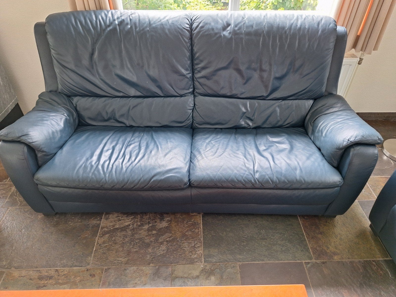 Comfortabele 3-zitsbank blauw leer, Ophalen, Gebruikt, 150 tot 200 cm, Driepersoons