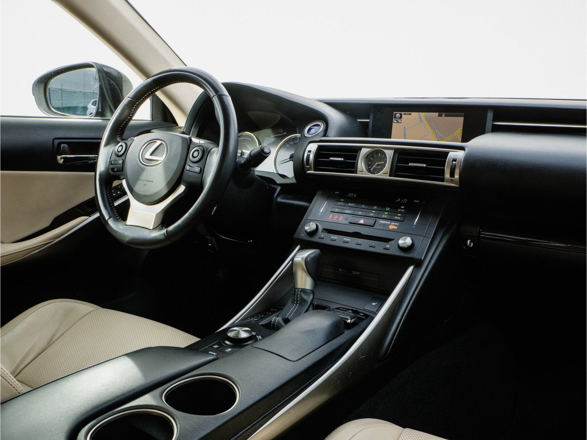 Lexus IS 300h 223pk Aut. Business Line Pro Lederen int/ Elek, Auto's, Automaat, Euro 5, Gebruikt, Bedrijf