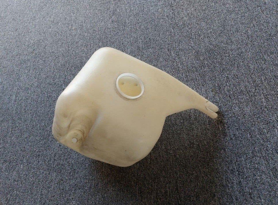 BMW E30 3-serie Ruitensproeiervloeistof Reservoir Tank, Ophalen of Verzenden, Gebruikt, BMW
