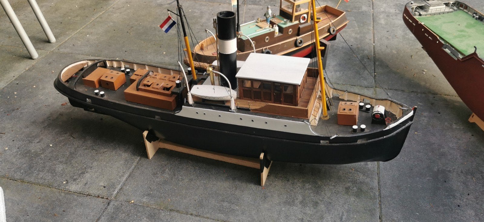 Gedetailleerd RC Sleepboot Model - Klaar om te Varen, Hobby en Vrije tijd, Modelbouw | Boten en Schepen, Ophalen of Verzenden