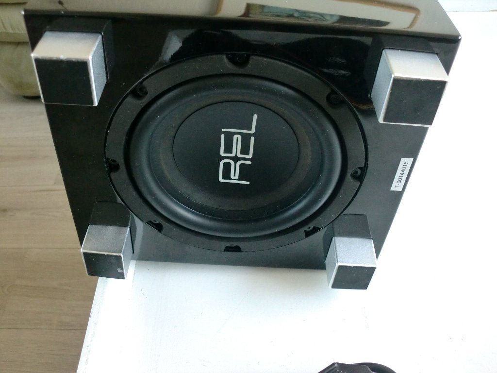 REL Tzero Zwart  onderhoud gehad + 12 maanden garantie., Overige merken, Subwoofer, Ophalen of Verzenden, Zo goed als nieuw