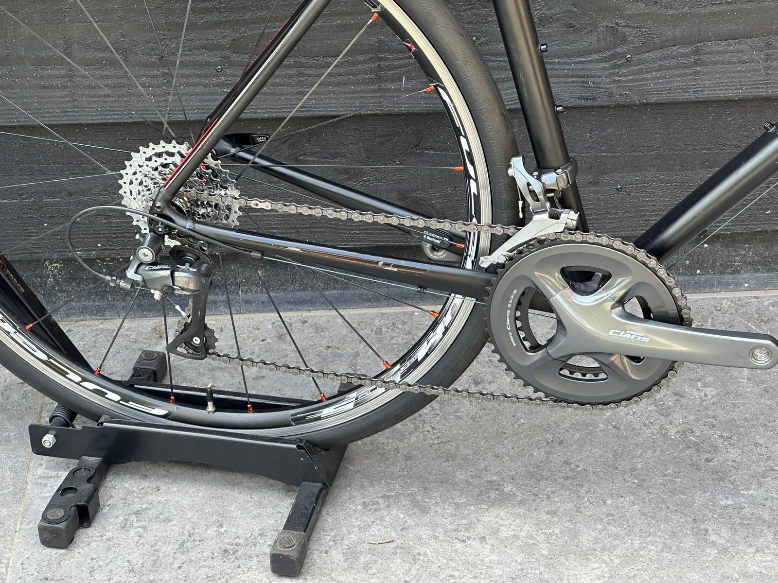Trek Domane AL2 56 incl. GARANTIE, Zo goed als nieuw, Meer dan 20 versnellingen, 53 tot 57 cm, Ophalen