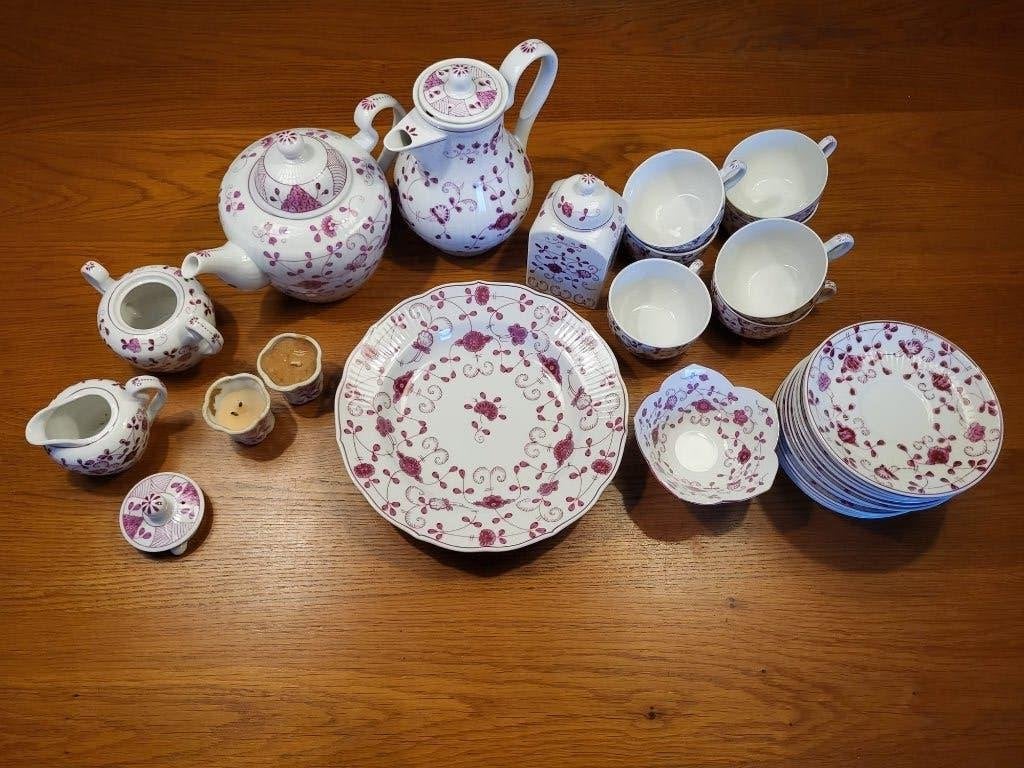Antiek servies August Warnecke China Purpor, Ophalen