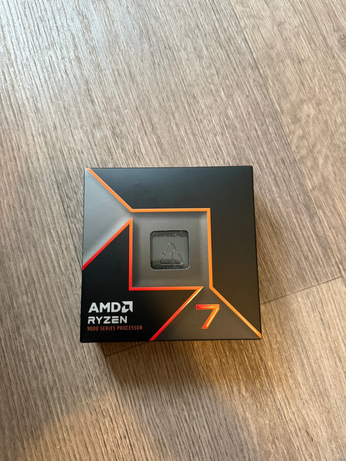 AMD Ryzen 7 9700x, Computers en Software, Processors, Ophalen, Zo goed als nieuw, 8-core, 3 tot 4 Ghz