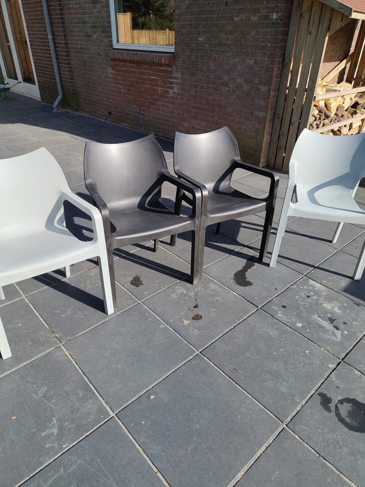 set van 4 diva tuinstoelen met armleuning, Ophalen, Gebruikt, Kunststof, Stapelbaar