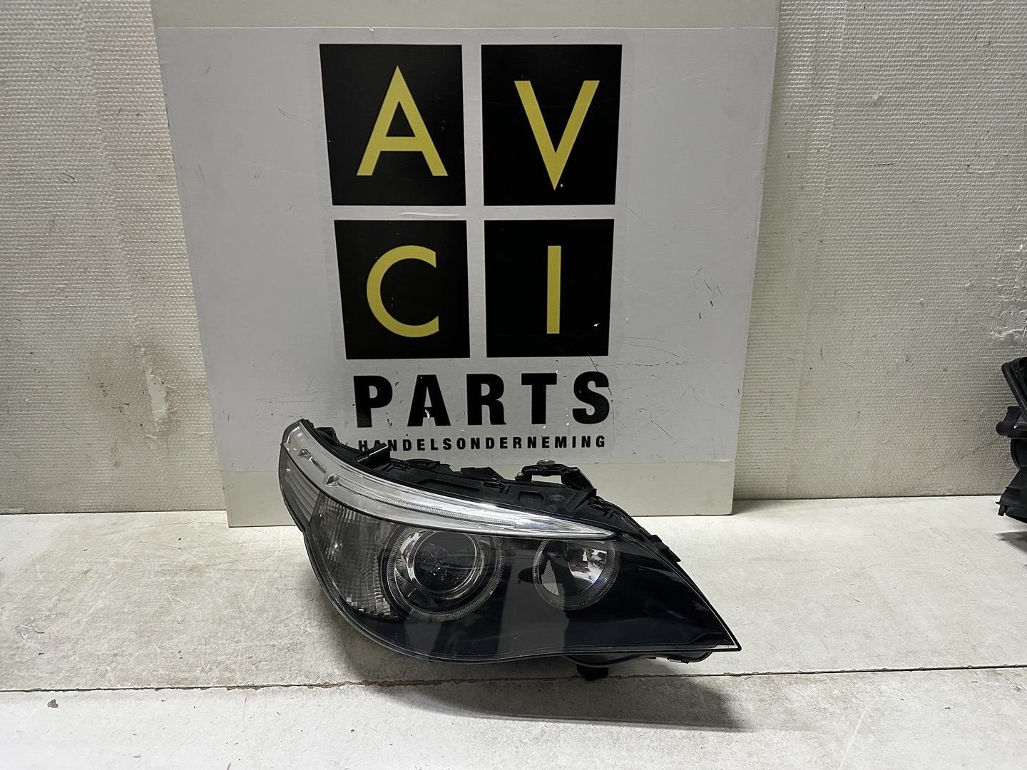 Koplamp BMW 5 Serie E60 E61 Bi xenon origineel rechts, Gebruikt, -, -, Ophalen of Verzenden