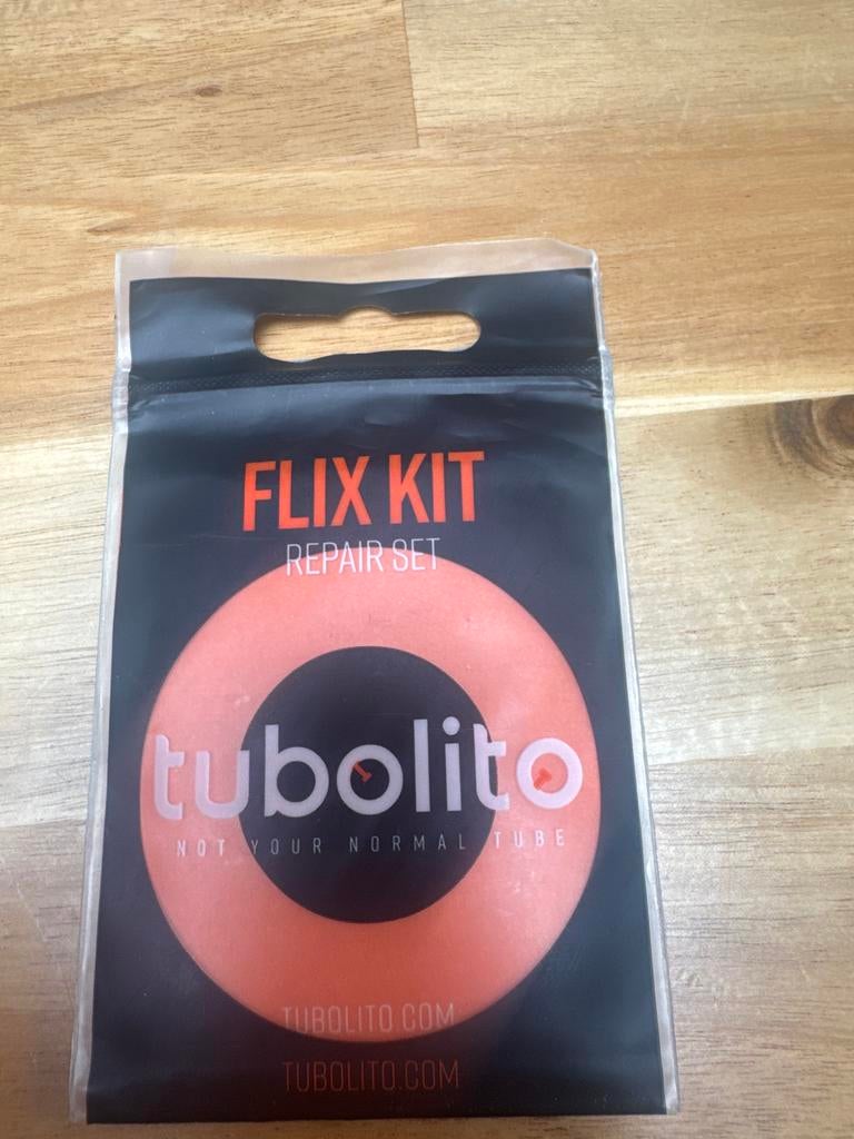 Tubolito Flix Kit reparatieset, Fietsen en Brommers, Fietsaccessoires | Fietsgereedschap, Ophalen of Verzenden, Nieuw, Bandgereedschap