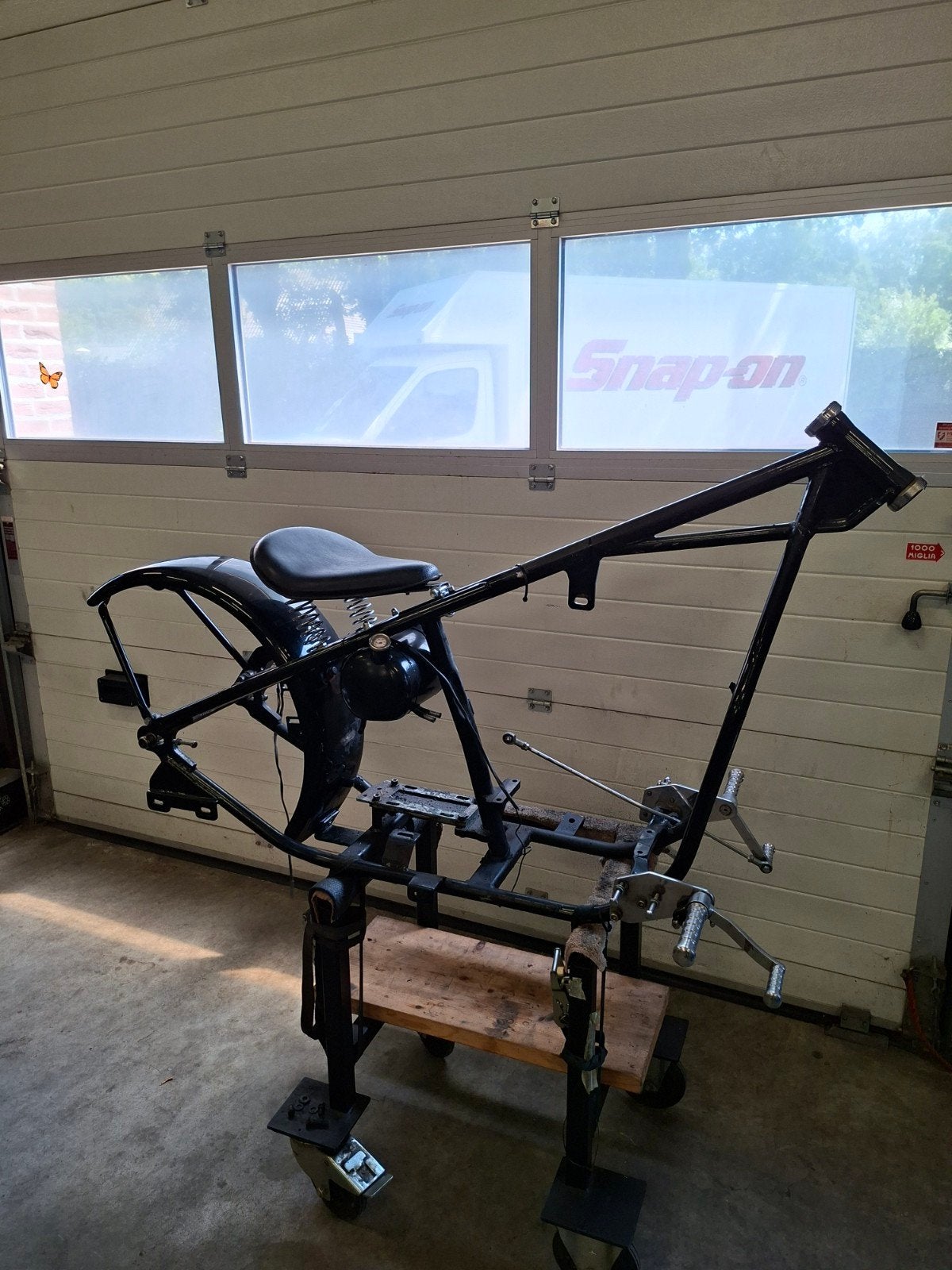 Frame 16" overstock., Motoren, Ophalen