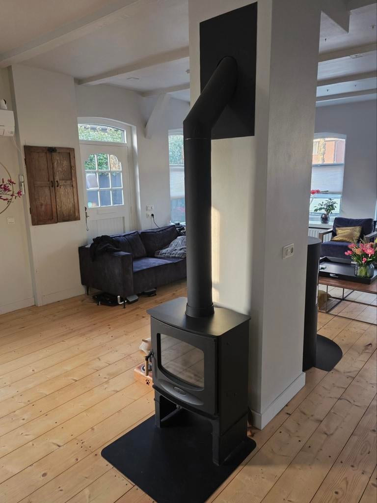 Charnwood C-Seven Houtkachel - Zo goed als nieuw met sokkel, Ophalen, Zo goed als nieuw, Vrijstaande haard, Houthaard